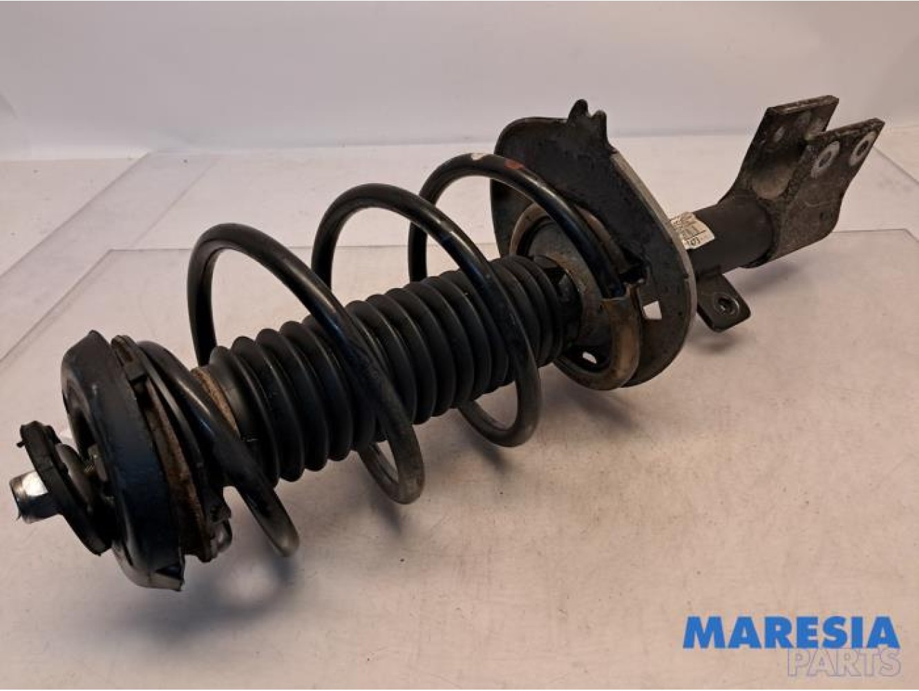 Citroen - C4 - Front shock absorber rod, right