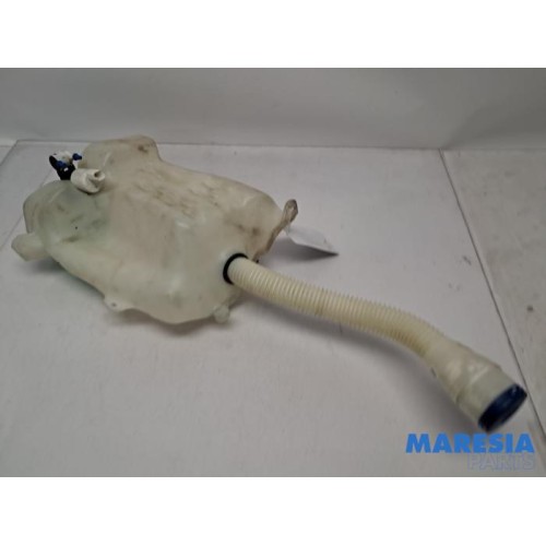 Citroen - C4 - Front windscreen washer reservoir