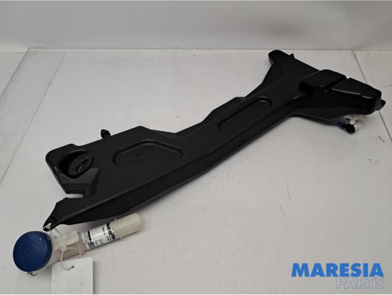 Citroen - C4 Picasso - Front windscreen washer reservoir