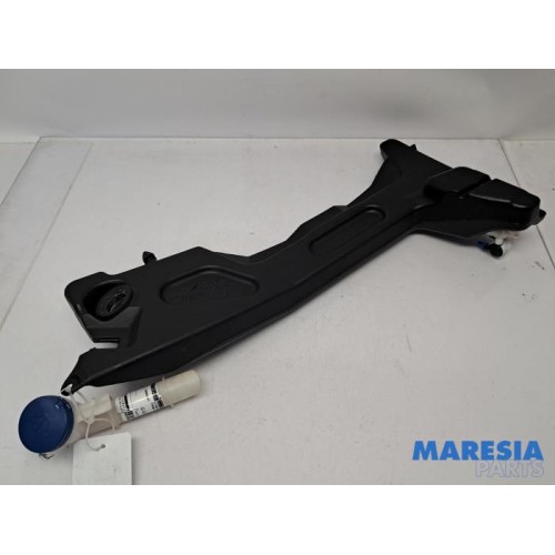 Citroen - C4 Picasso - Front windscreen washer reservoir