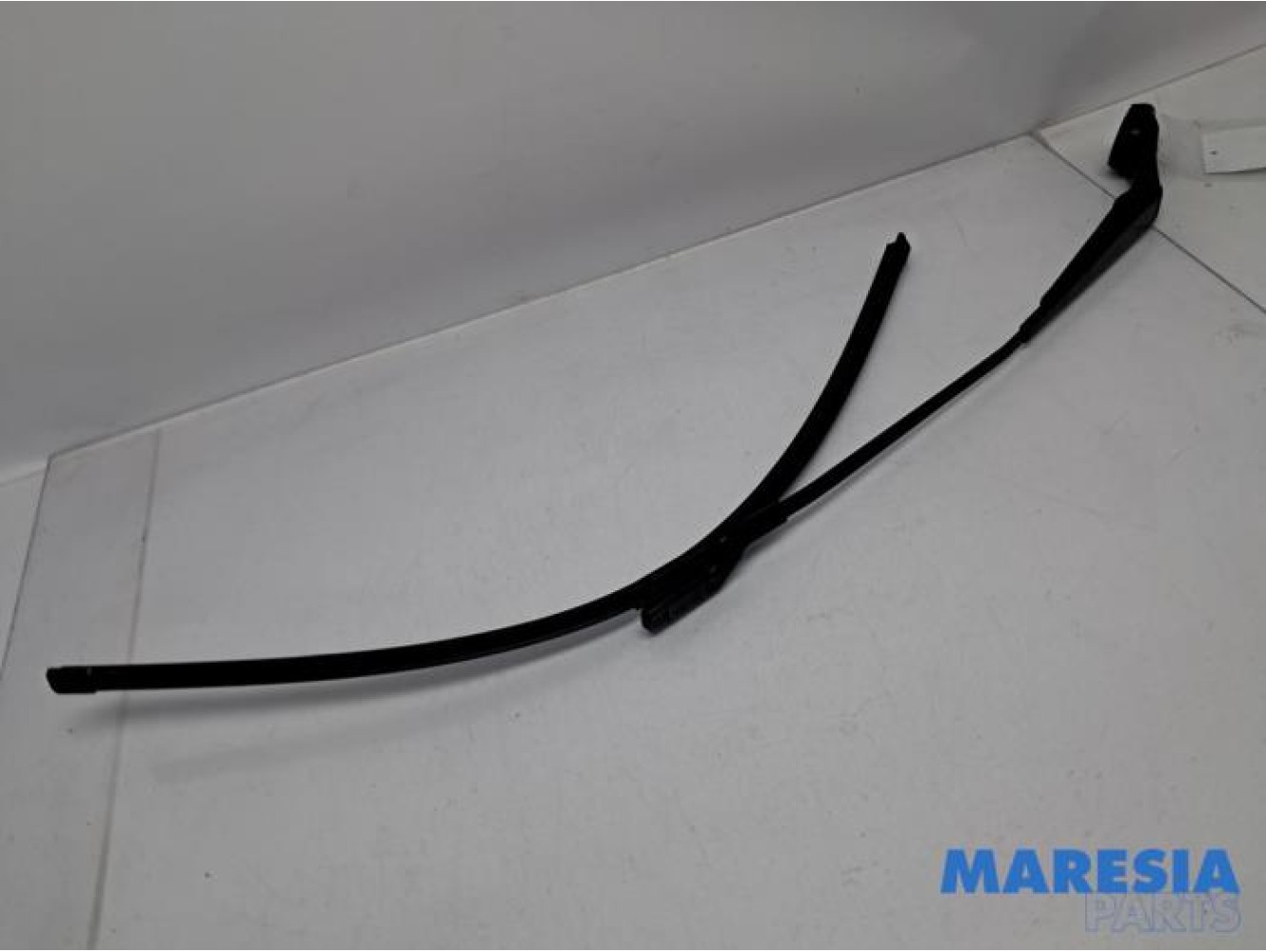 Citroen - C4 Picasso - Front wiper arm