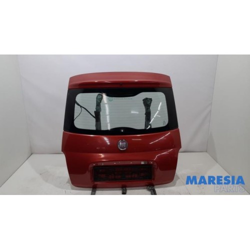 Fiat - 500 - Tailgate