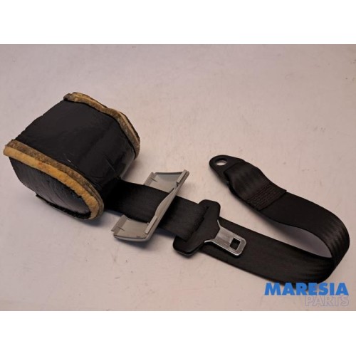 Fiat - Panda - Rear seatbelt, left