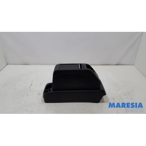 Citroen - Berlingo - Console centrale