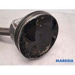 Citroen - C4 - Connecting rod