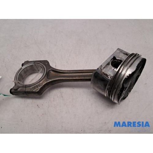 Citroen - C4 - Connecting rod
