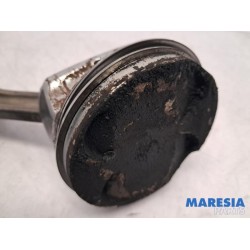 Citroen - C4 - Connecting rod