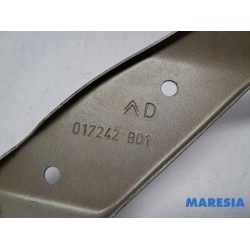 Citroen - C4 Picasso - Headlight frame, right