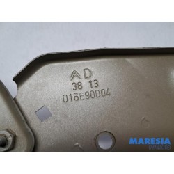 Citroen - C4 Picasso - Headlight frame, right
