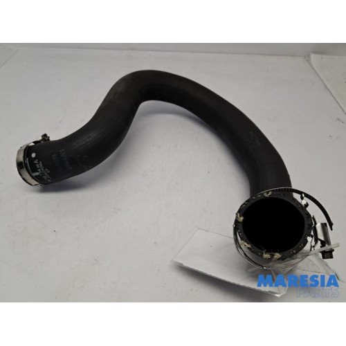 Citroen - C4 Picasso - Intercooler hose