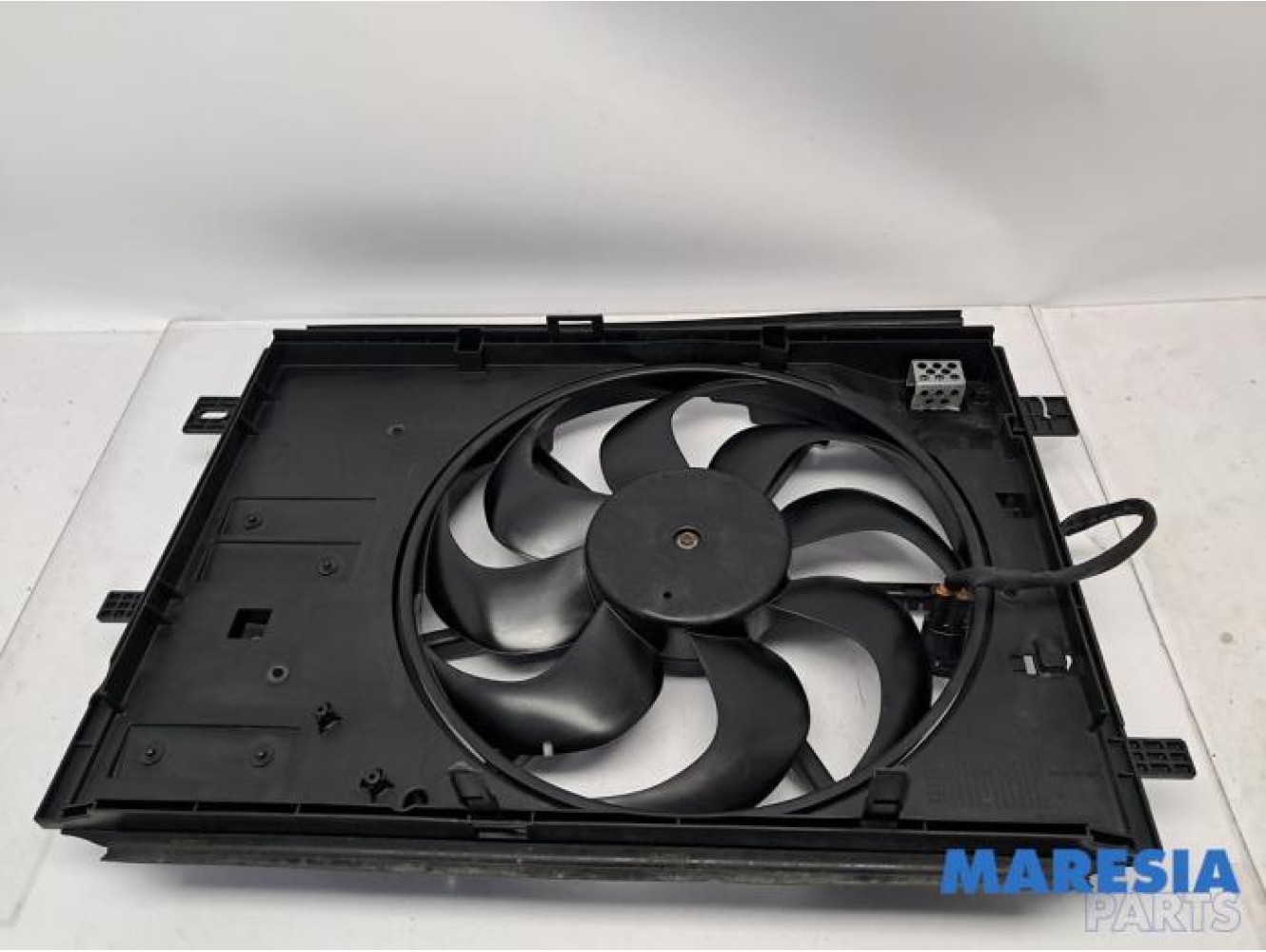 Citroen - C4 Picasso - Fan motor