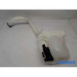 Peugeot - 207 - Front windscreen washer reservoir