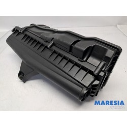 Peugeot - 207 - Air box