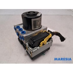 Peugeot - 207 - ABS pump