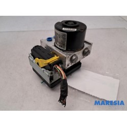 Peugeot - 207 - ABS pump