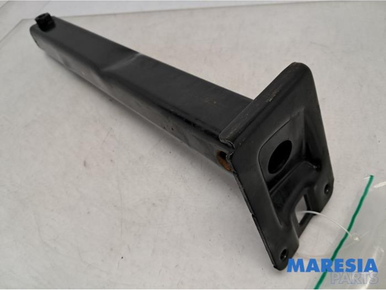 Peugeot - 207 - Front part support