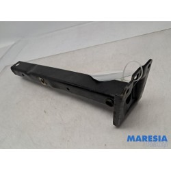 Peugeot - 207 - Front part support
