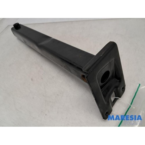 Peugeot - 207 - Support partie avant