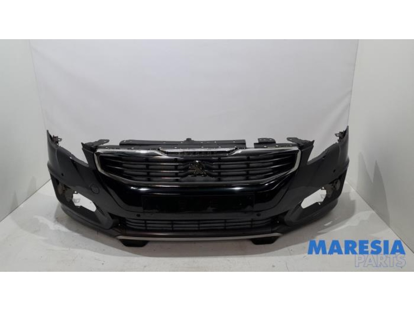Peugeot - 508 - Front bumper