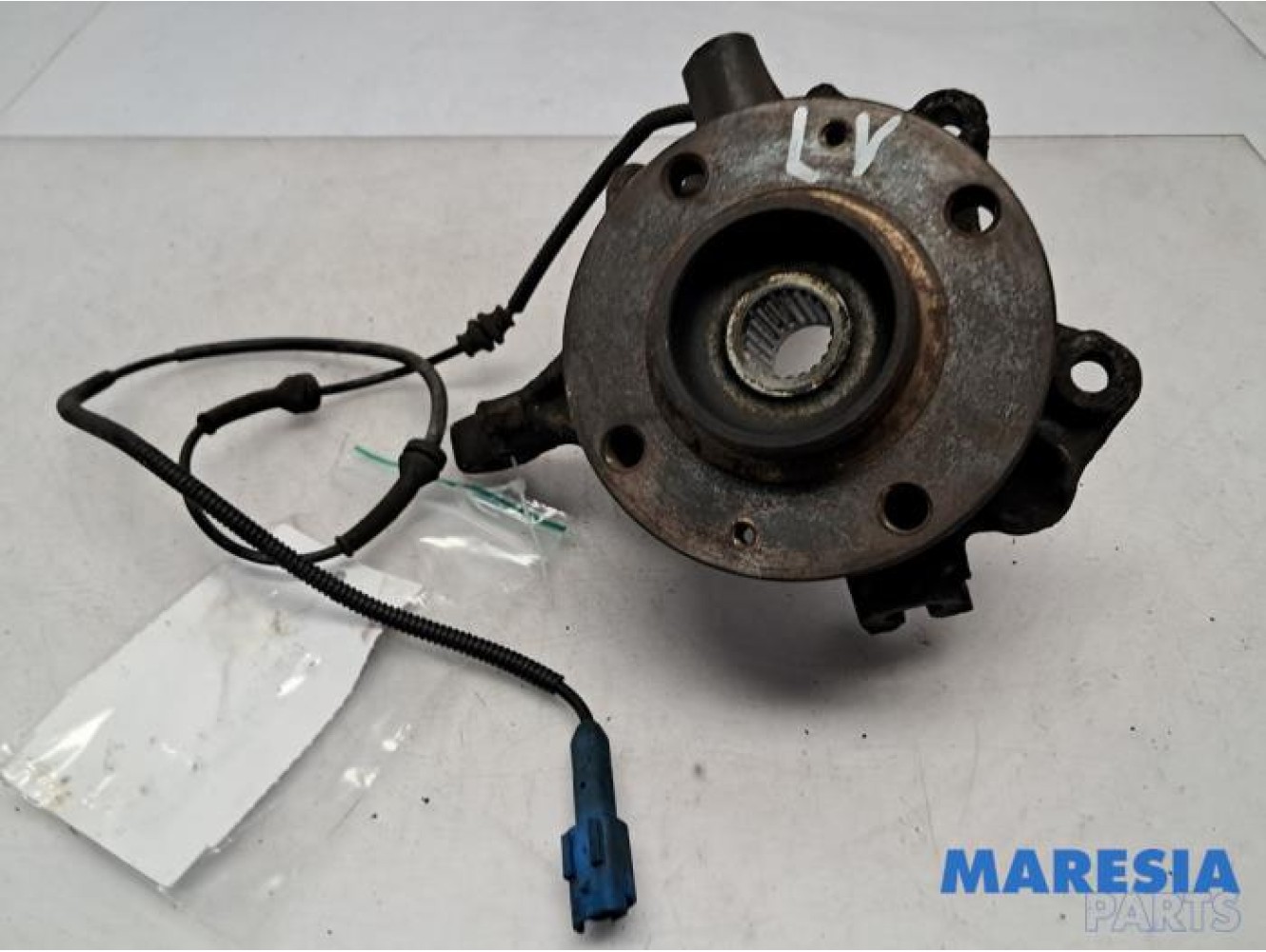 Peugeot - 207 - Knuckle, front right