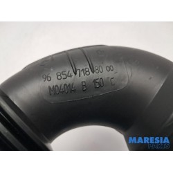 Peugeot - 207 - Air intake hose