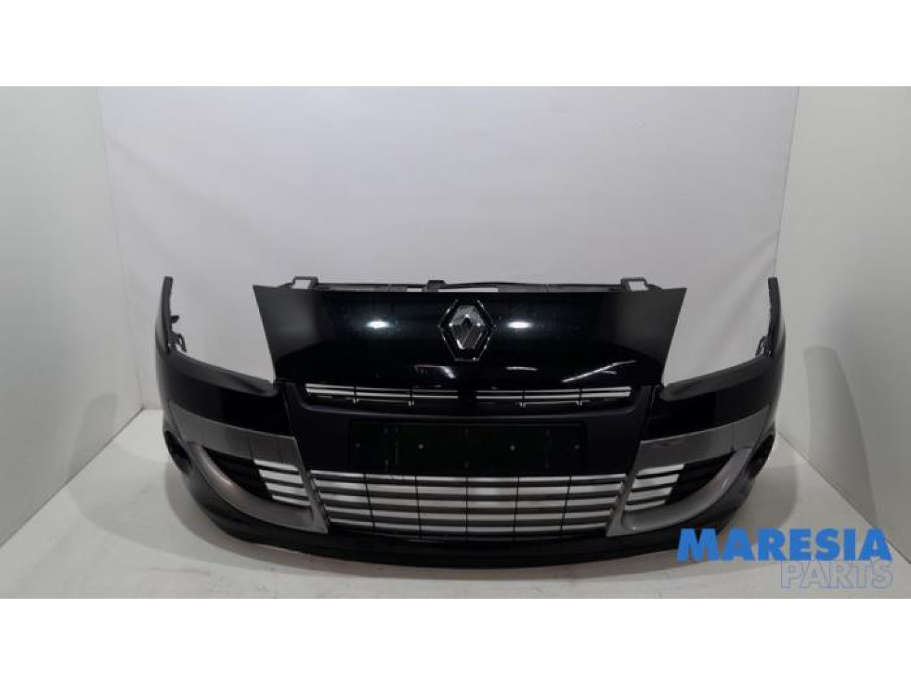 Renault - Scenic - Voorbumper