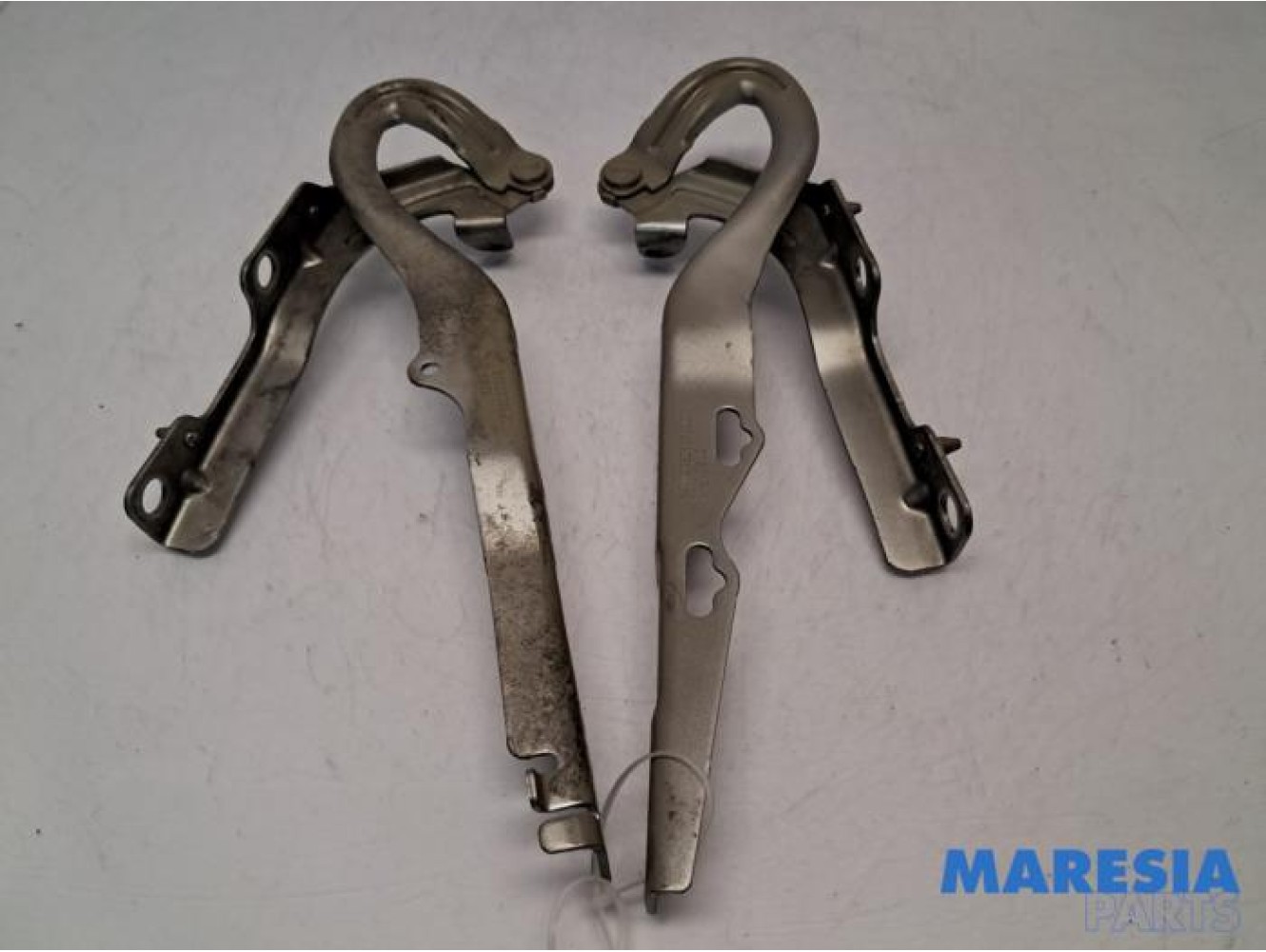 Peugeot - 207 - Bonnet Hinge