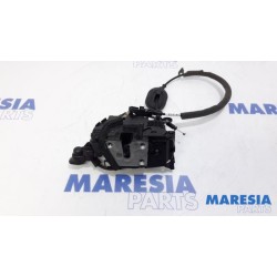 Renault - Captur - Door lock mechanism 4-door, front left