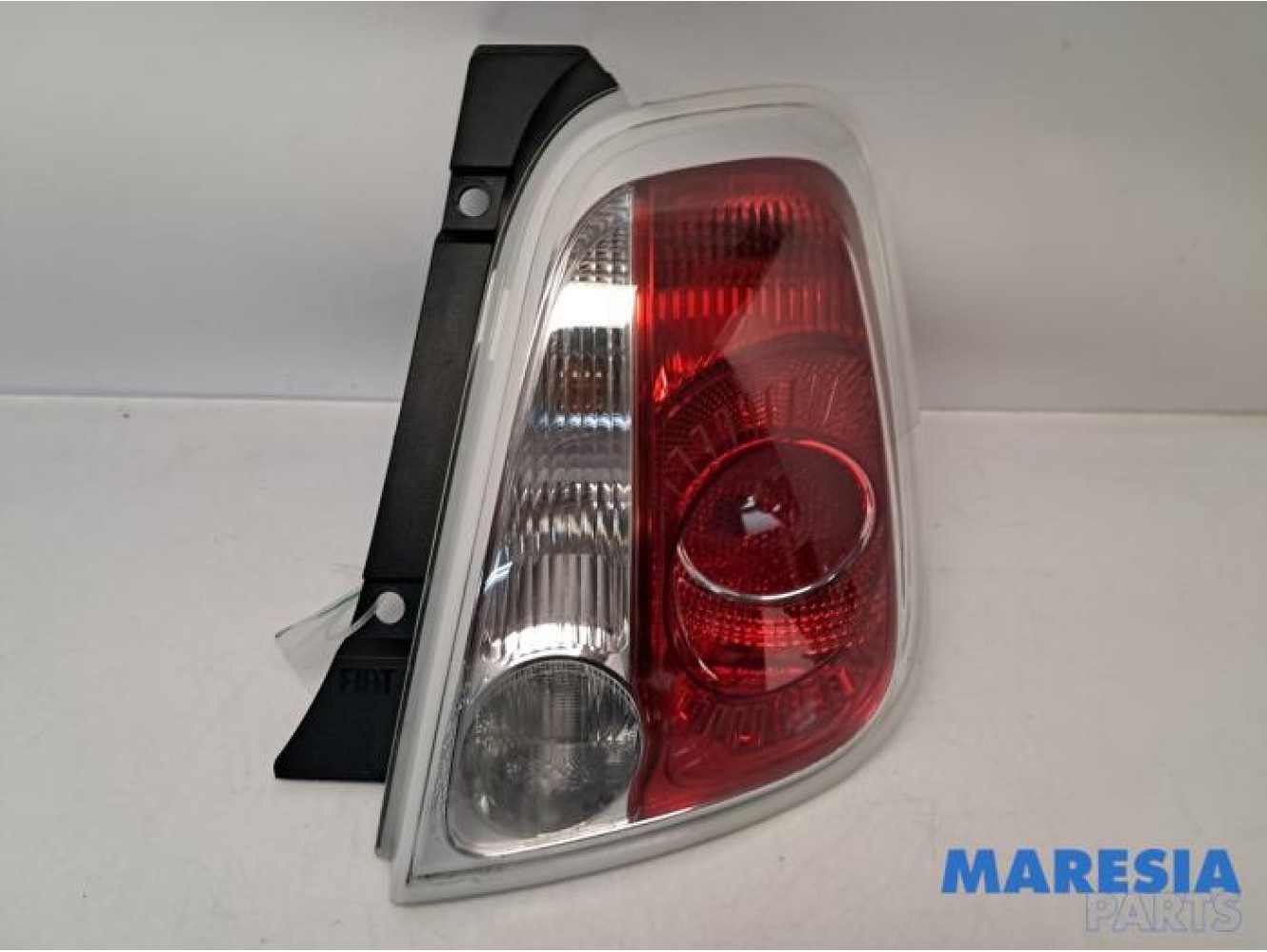 Fiat - 500 - Taillight, right