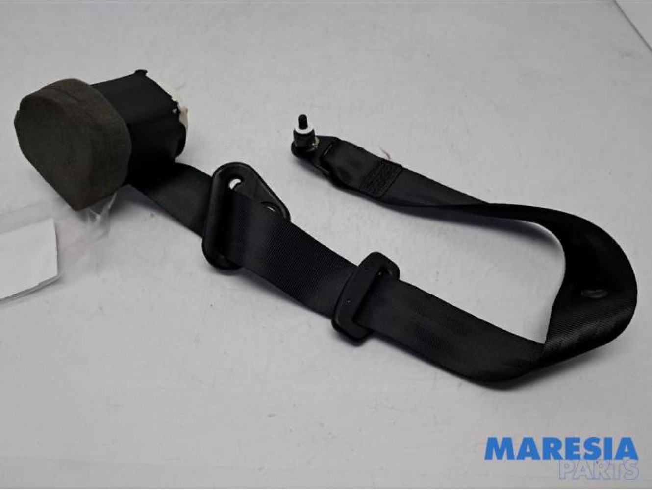 Fiat - 500 - Rear seatbelt, left