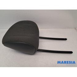 Renault - Trafic - Headrest