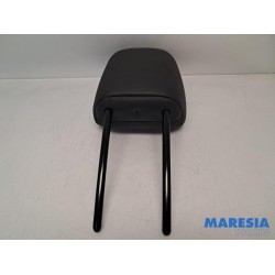 Renault - Trafic - Headrest
