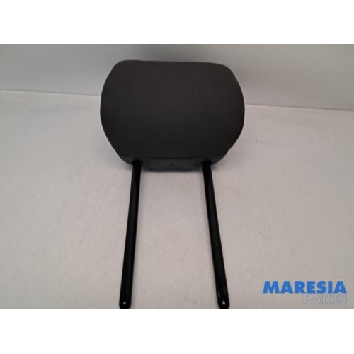 Renault - Trafic - Headrest