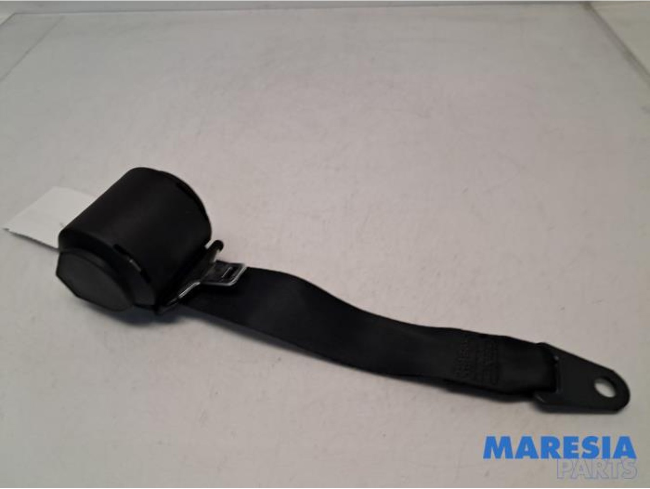 Renault - Trafic - Front seatbelt, centre