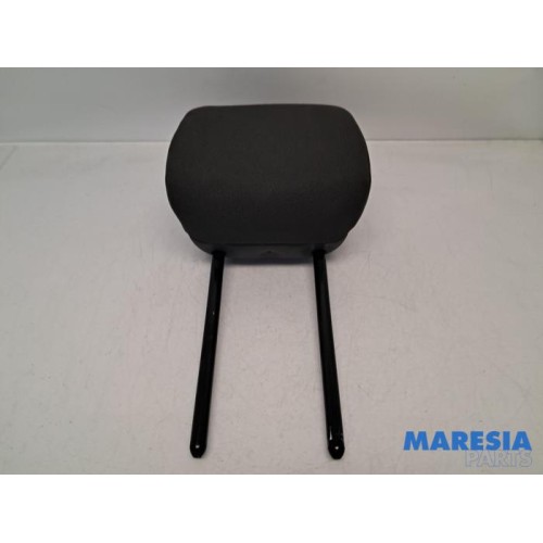 Renault - Trafic - Headrest
