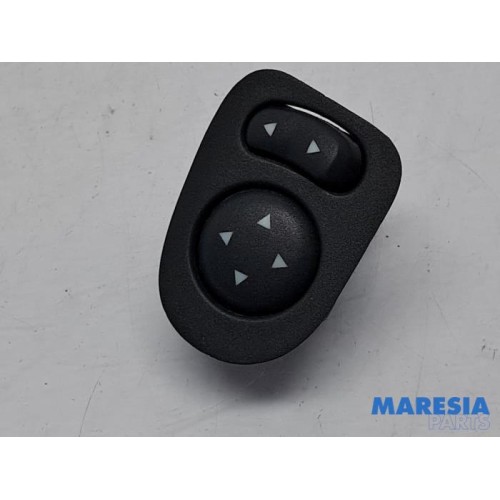 Fiat - 500 - Mirror switch