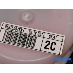Citroen - Berlingo - Sicherheitsgurt Mitte hinten