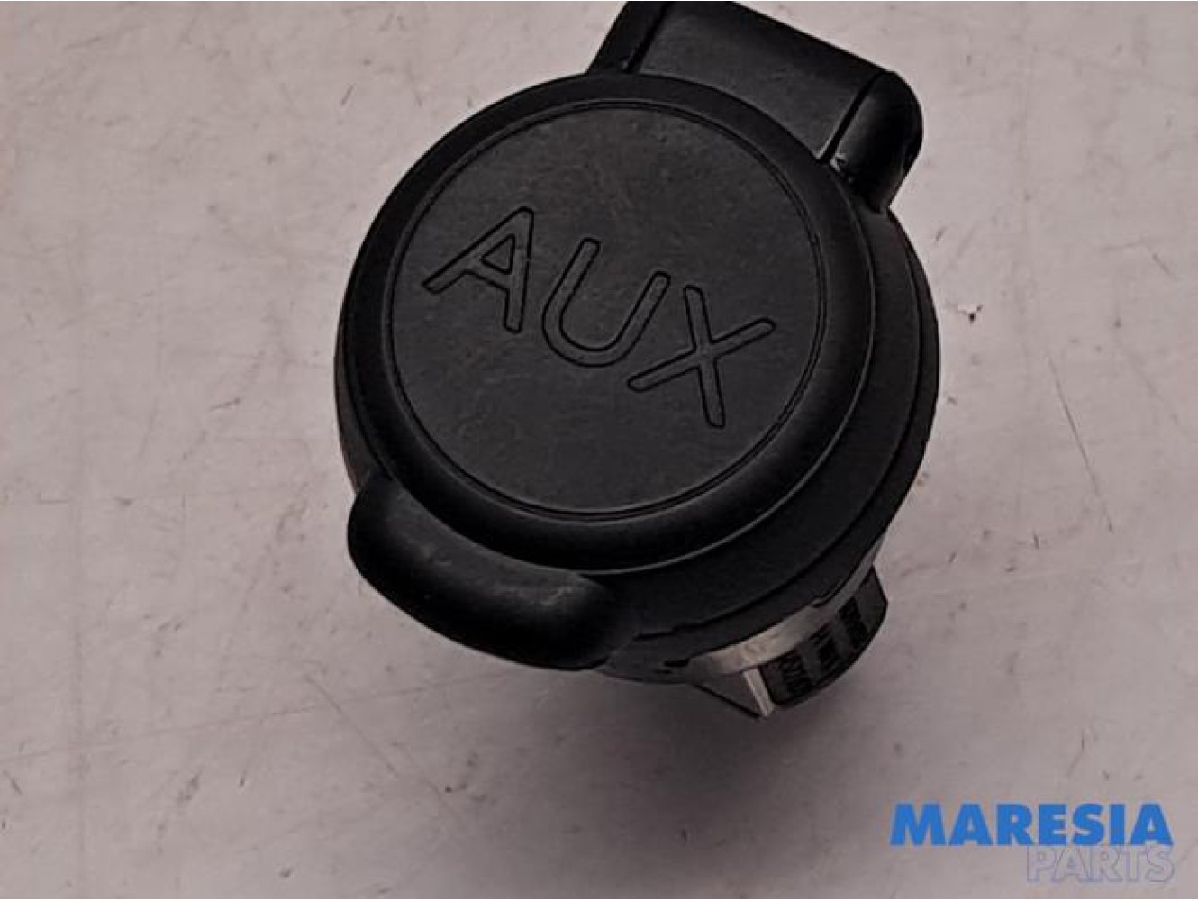 Citroen - Berlingo - AUX / USB connection