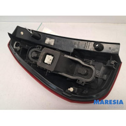 Renault - Scenic - Taillight, right