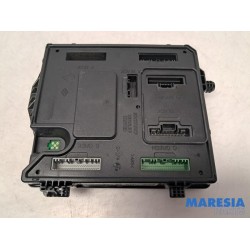 Renault - Scenic - Engine management computer