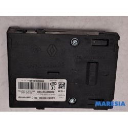 Renault - Scenic - Engine management computer