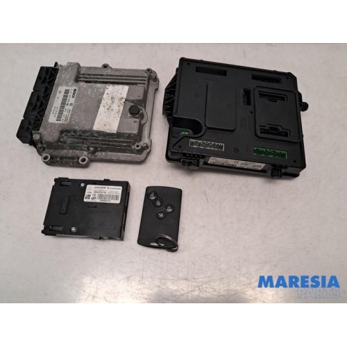 Renault - Scenic - Engine management computer