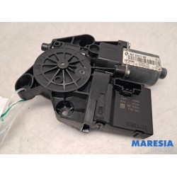 Renault - Scenic - Rear door window mechanism 4-door, right