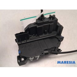 Renault - Scenic - Rear door lock mechanism 4-door, left