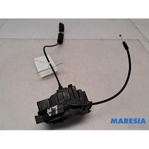 Renault - Scenic - Rear door lock mechanism 4-door, left