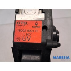 Renault - Scenic - Gaspedal