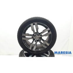 Peugeot - 508 - Sportvelgenset + banden