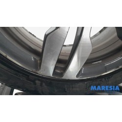 Peugeot - 508 - Sportvelgenset + banden