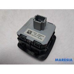 Renault - Scenic - On-board computer controller