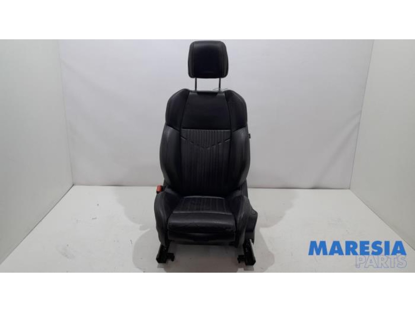 Peugeot - 508 - Stoel links
